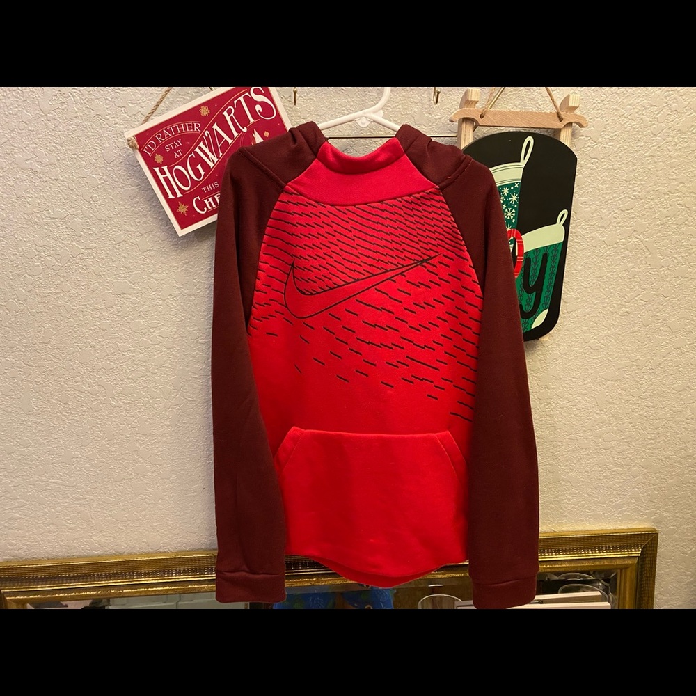 Nike dri-fit Hoodie boys size medium